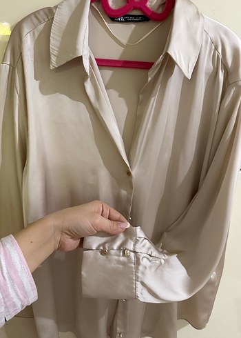 Bej V Yaka Düğmeli Kadın Gömlek - Görsel 5