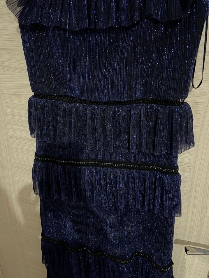 trenyolmilla Lacivert Uzun Kollu Fırfırlı Abiye Elbise - Görsel 3