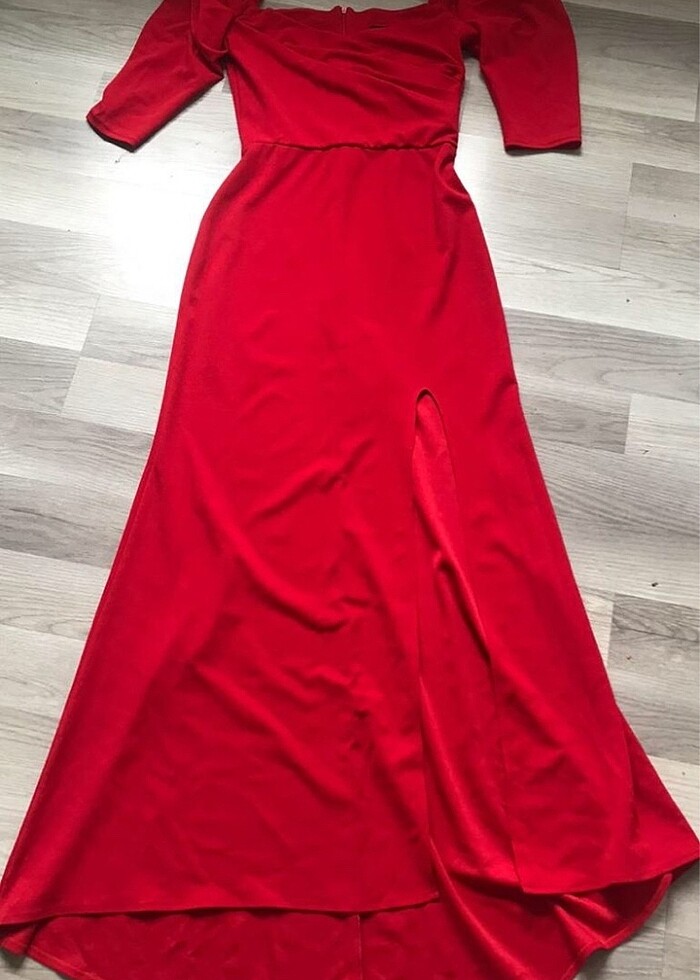 Kırmızı  abiye - Görsel 2
