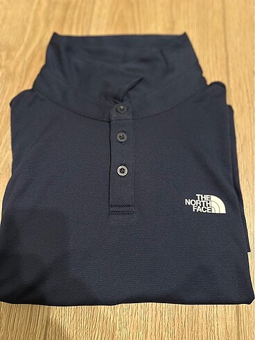 North Face - Polo Tshirt (M)