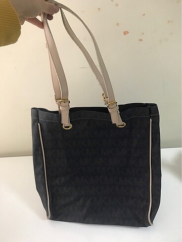 Michael Kors MK Kol Çantası