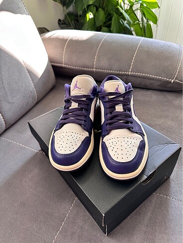 Nike Nike air jordan 1 low sky j purple