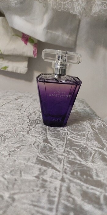 Avon parfüm