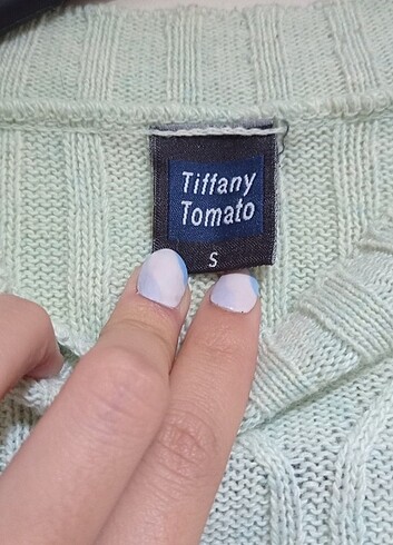 Tiffany Tomato Kazak