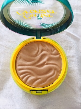 Bronzer