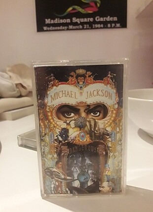 Michael Jackson Bad album Kaset