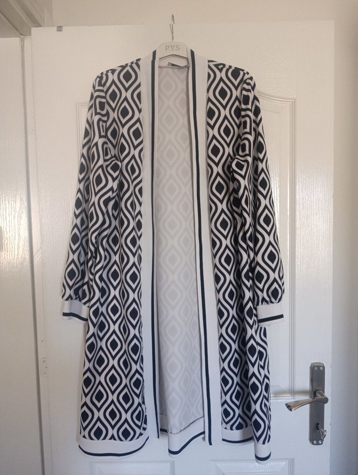 Gri Desenli Uzun Kadın Kimono - Görsel 2