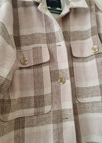 Bej Ekose Desenli Uzun Kollu Kadın Mont - Görsel 2