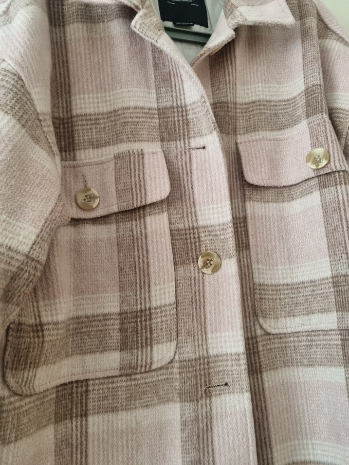 Bej Ekose Desenli Uzun Kollu Kadın Mont - Görsel 2