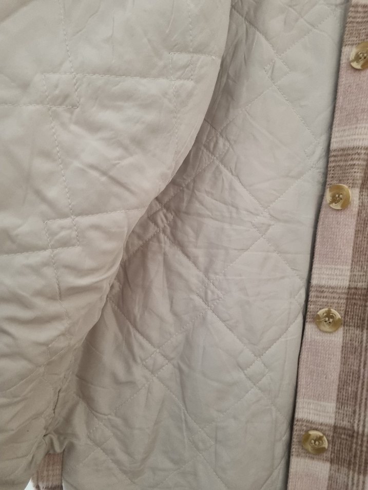 Bej Ekose Desenli Uzun Kollu Kadın Mont - Görsel 3