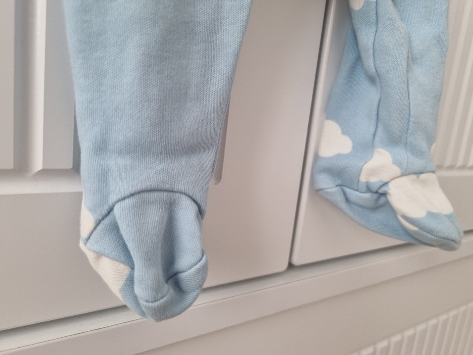 Mavi Bulut Desenli Bebek Tulumu - Görsel 2