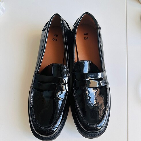 Hiç kullanılmamış rugan loafer