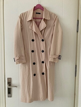 Trenchcoat pudra