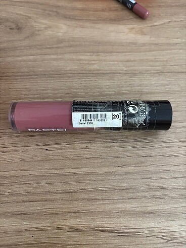 Maybelline Pastel daylong