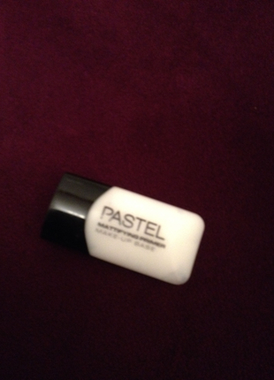 Pastel primer