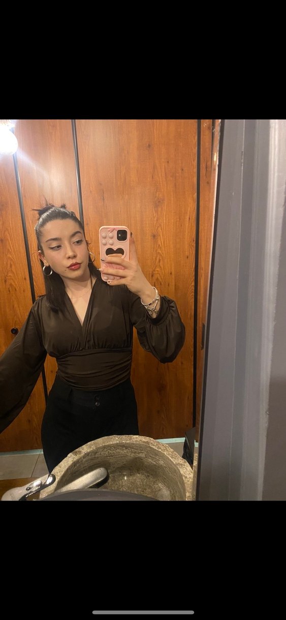 V yaka bluz - Görsel 2