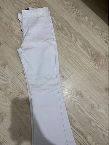 Beyaz İspanyol pantolon