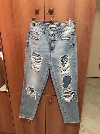 34 Beden Yazlık yırtık jean