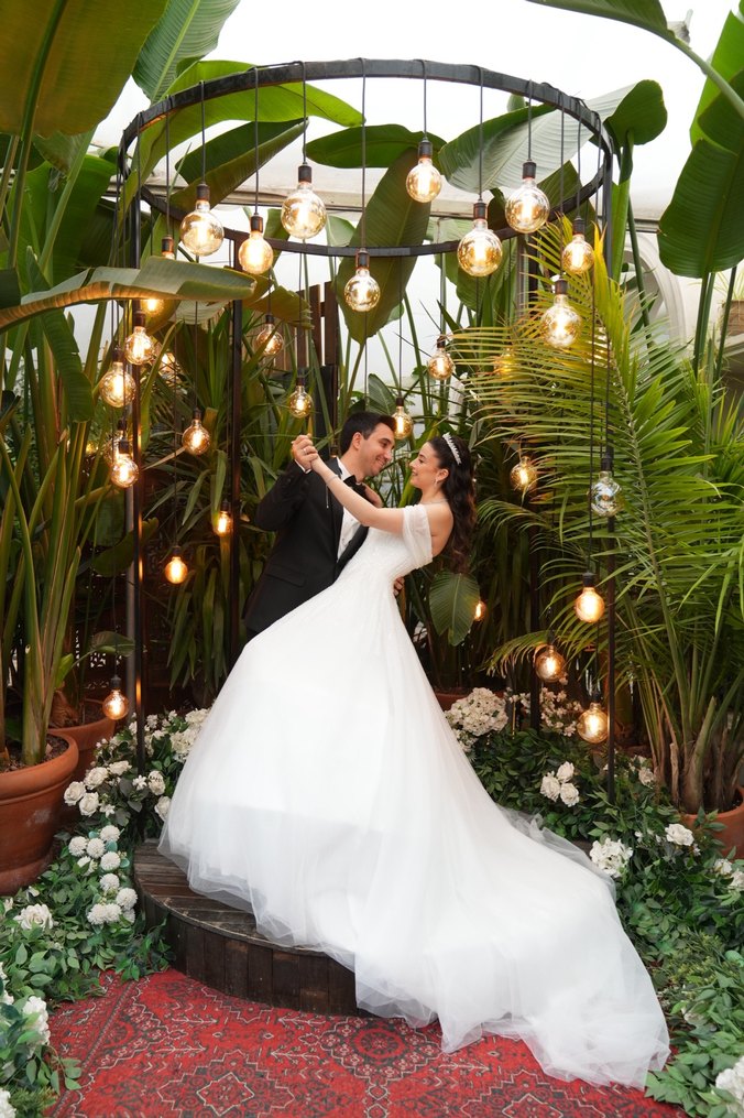 Straplez A Kesim Uzun Beyaz Gelinlik - Görsel 2