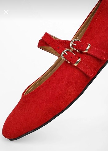 Kırmızı Süet Tokalı Kadın Babet - Görsel 4