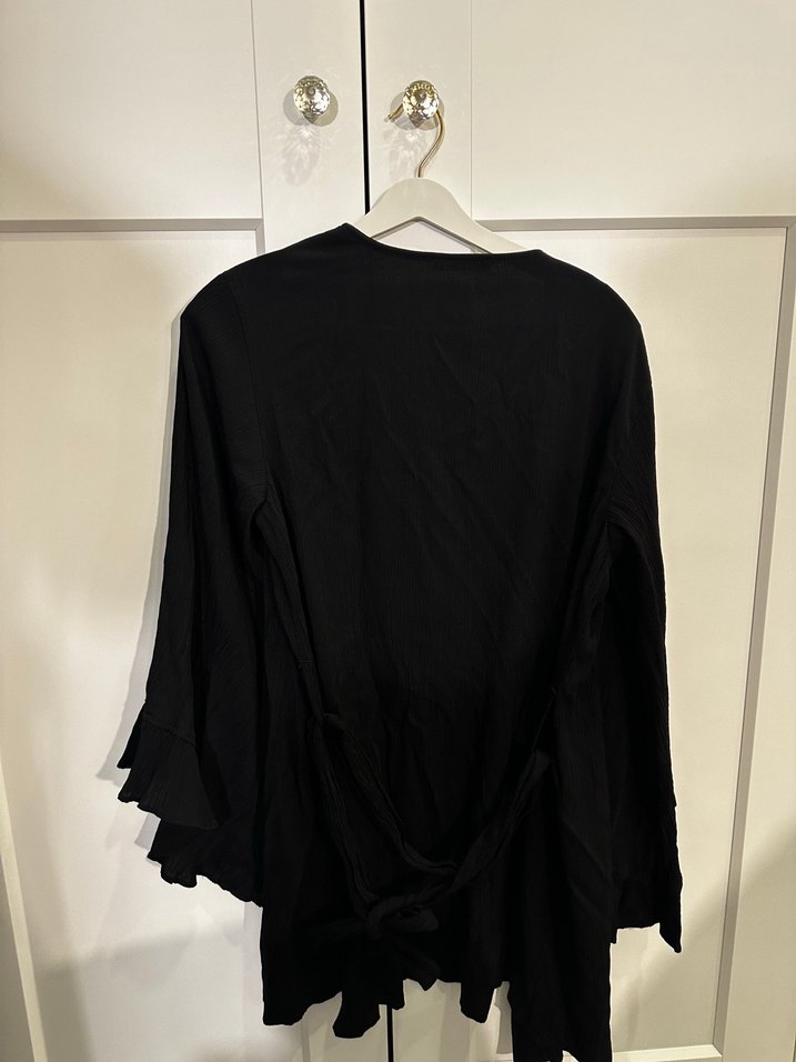 Siyah Uzun Kollu Midi Keten Hırka - Görsel 5