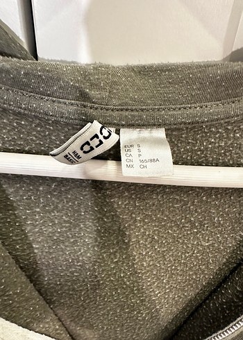 s Beden Gri Fermuarlı Kadın Sweatshirt