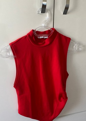 Kolsuz Kırmızı Yüksek Yaka Body - Görsel 5