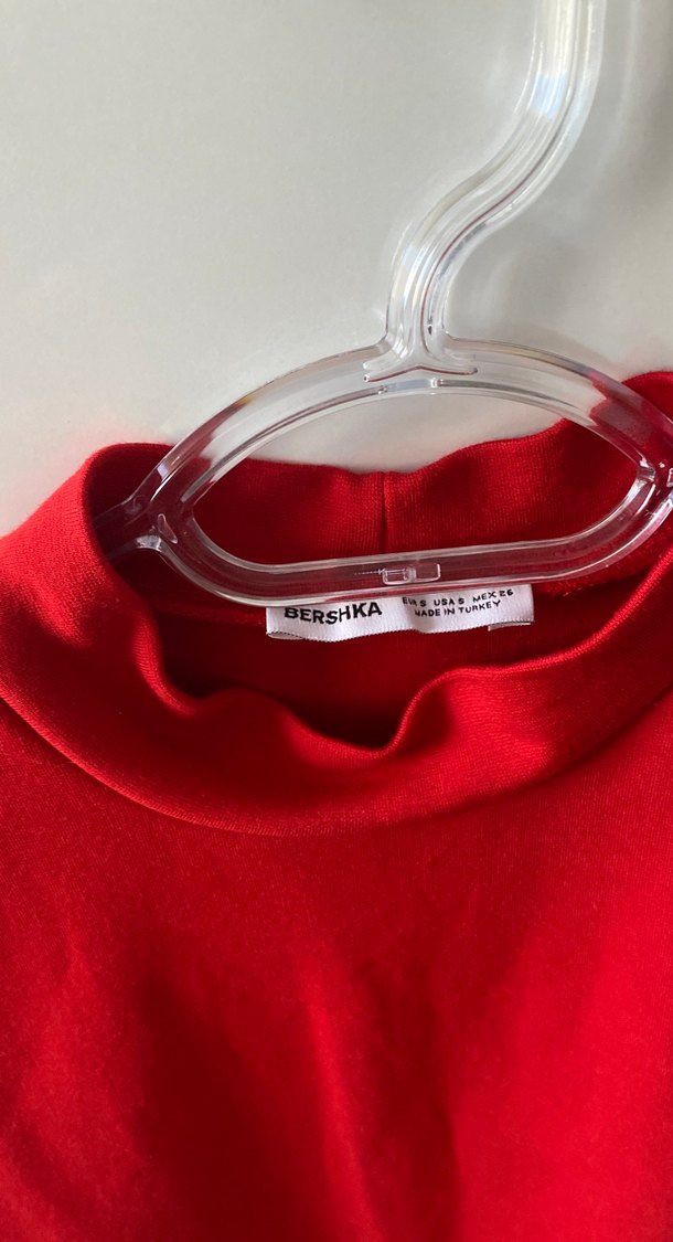 Kolsuz Kırmızı Yüksek Yaka Body - Görsel 3