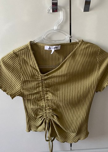 Kısa Kollu Haki Pilili Keten Bluz - Görsel 3