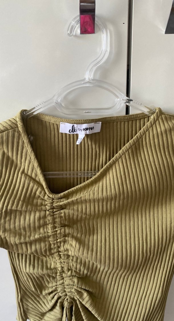 Kısa Kollu Haki Pilili Keten Bluz - Görsel 2