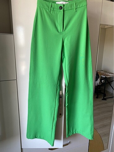 Bershka pantolon