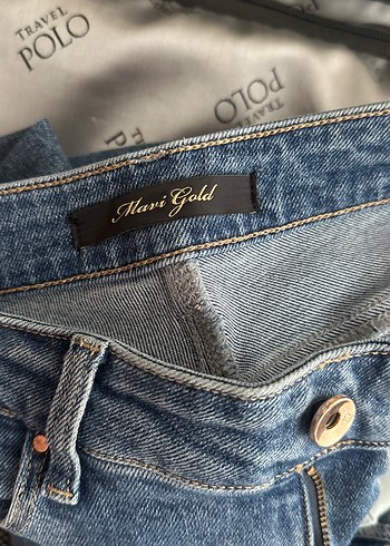 28 Beden Düğmeli Mavi Kadın Denim Jean