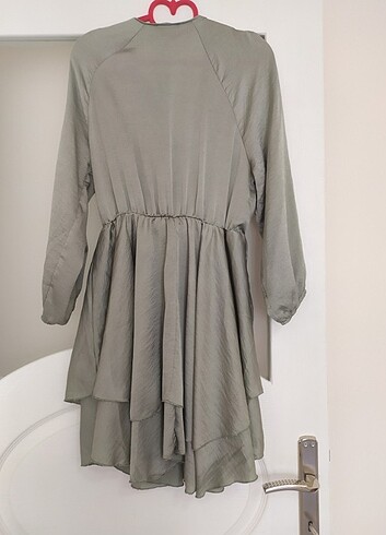 Zara SATEN MİNİ ELBİSE