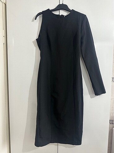 Zara Tek kol tasarım elbise