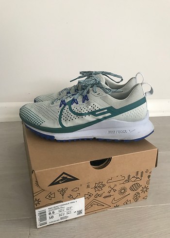 42 Beden Nike Pegasus Trail 4 Erkek Koşu Ayakkabısı