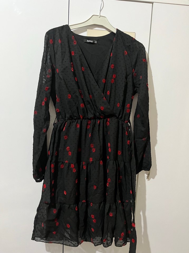 Çiçekli lastikli elbise - Görsel 3