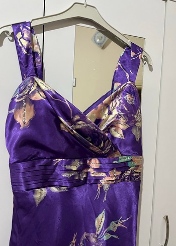 Mor Çiçek Desenli Uzun Saten Elbise - Görsel 2