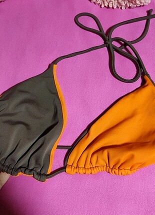 Çift taraflı kullanılabilir bikini üstü