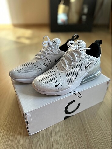 Nike air 270 41 numara