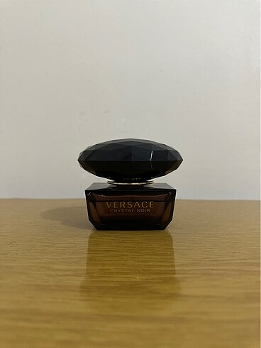 Versace crystal noır edt 50ml