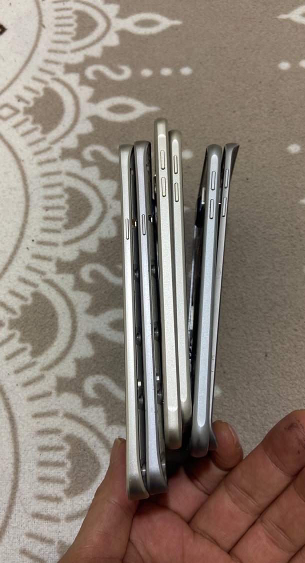 Sıfır ayarında çıkma Samsung telefon kasaları - Görsel 3