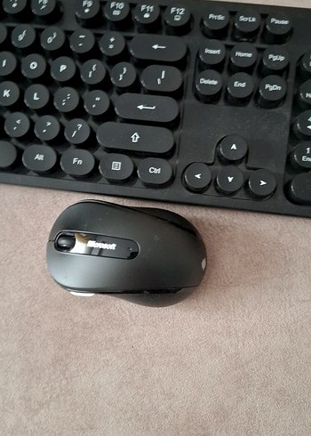 Siyah Yuvarlak Tuşlu Kablosuz Klavye ve Mouse - Görsel 3