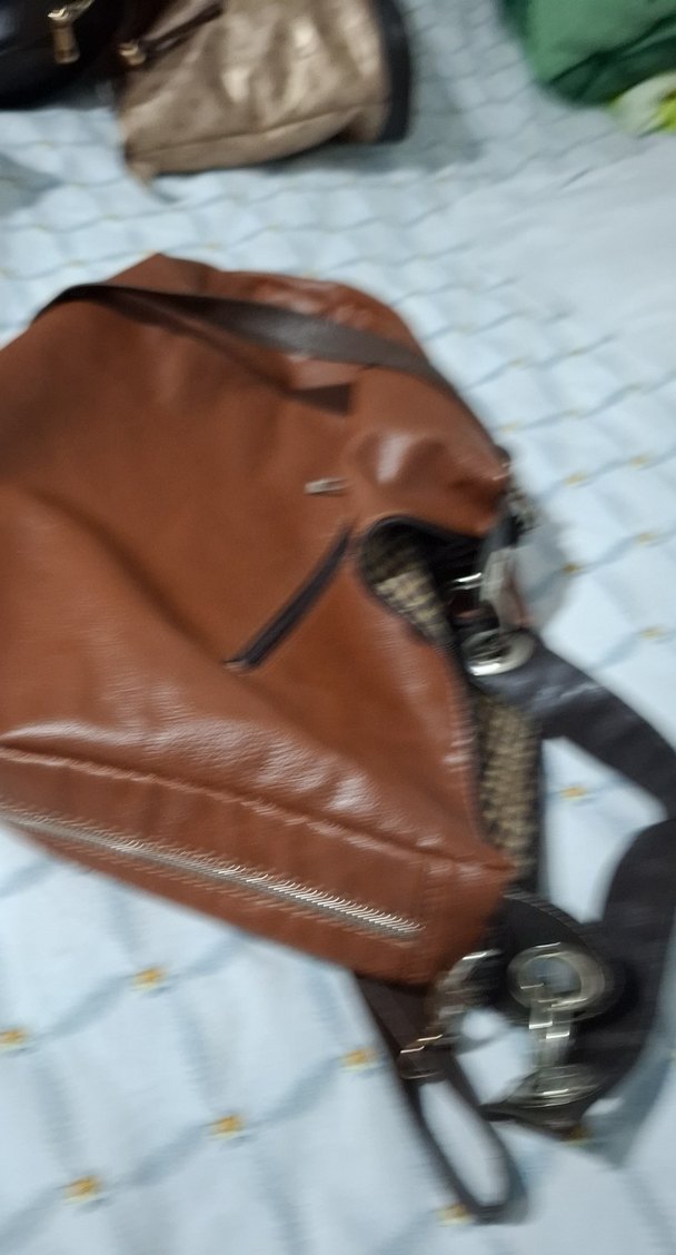 Kahverengi Deri Tokalı Kadın Çanta - Görsel 5