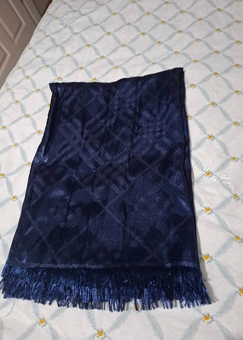 Püsküllü Parlak Mavi Kadın Şalı - Görsel 3