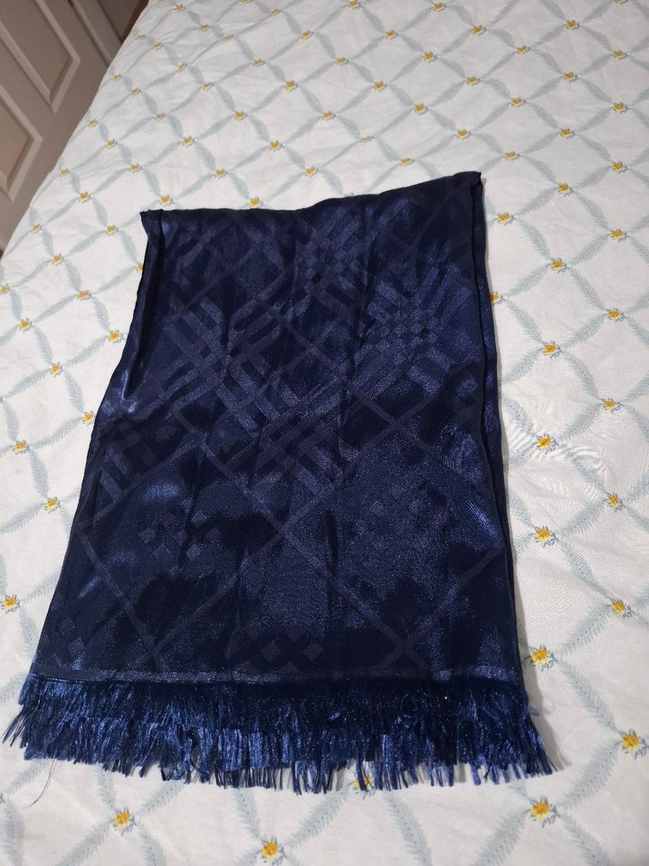 Püsküllü Parlak Mavi Kadın Şalı - Görsel 3