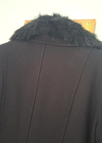 Siyah Kürklü Yaka Uzun Kaban - Görsel 8