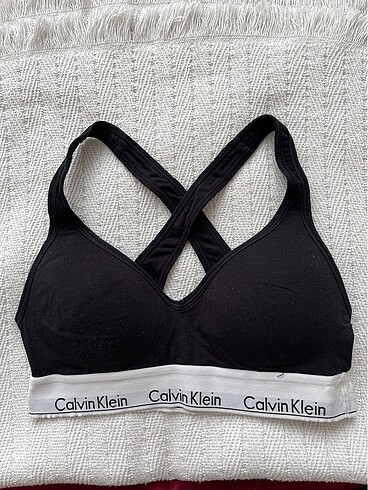 s Beden Calvin Klein Siyah Sütyen