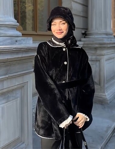 Siyah tüylü kaban