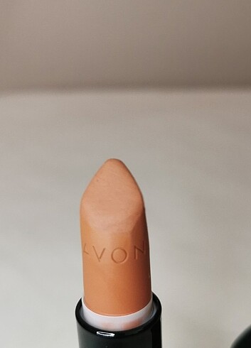 Beden Avon Marvelous Mocha Ruj