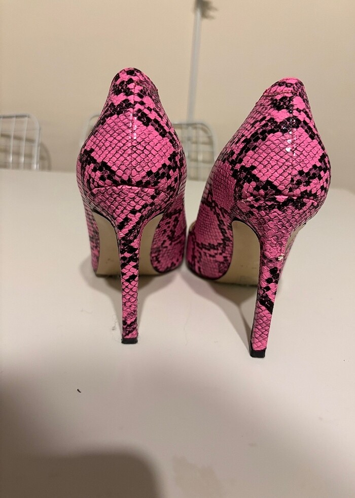 Nine west pembe yılan derisi 39numara ayakkabı - Görsel 2
